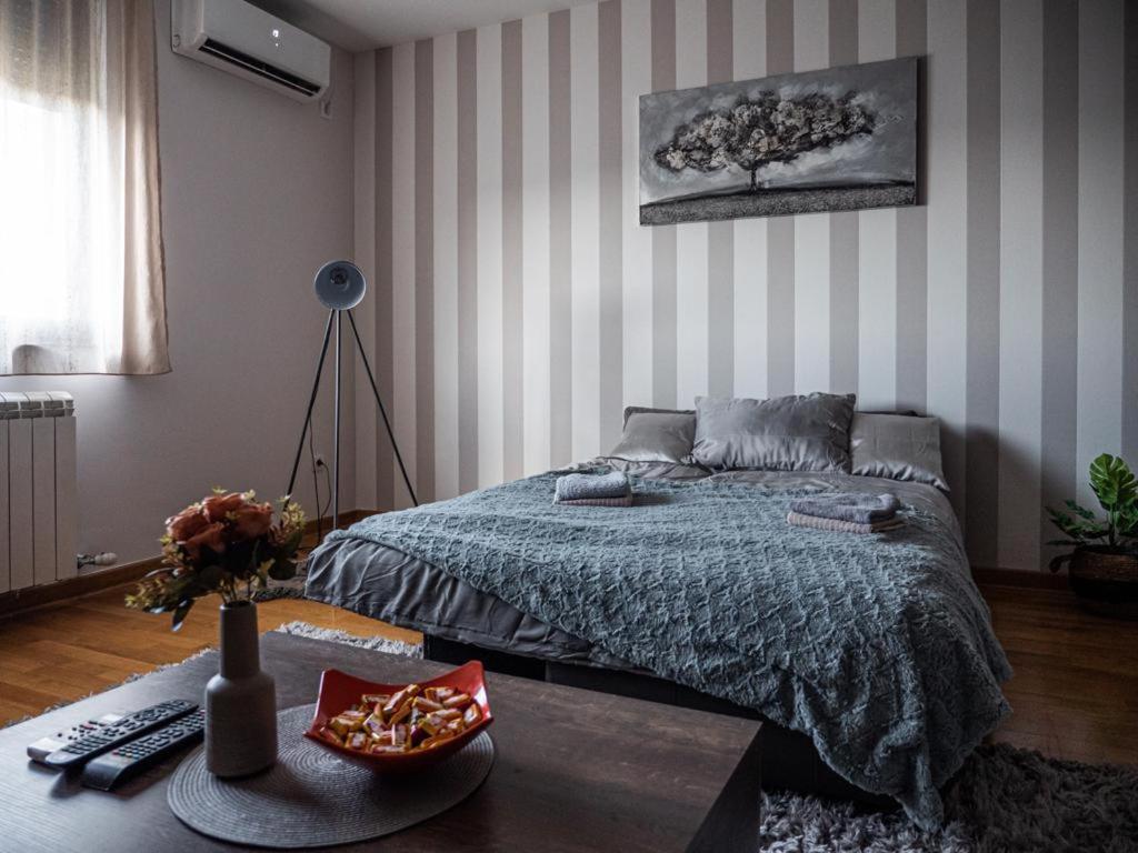 Gofd Apartman Белград Екстер'єр фото